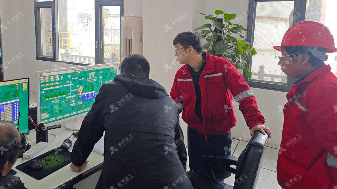 立磨智能控制系统操作界面